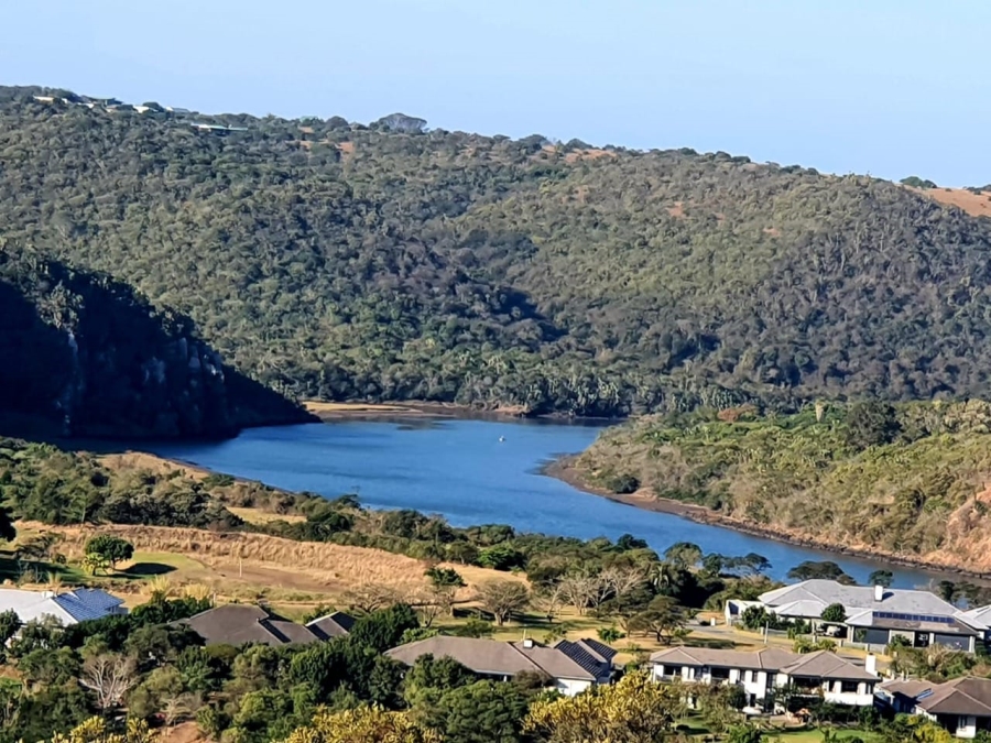 5 Bedroom Property for Sale in Gonubie North Eastern Cape